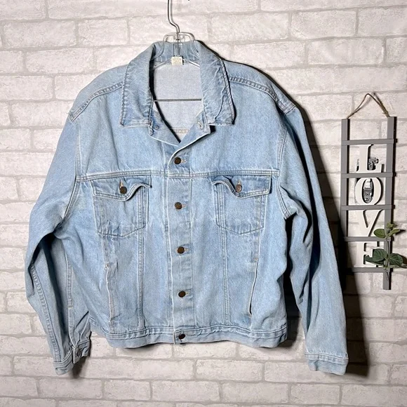 Jackets & Coats | Light Wash Vintage Denim Jacket Size Xl